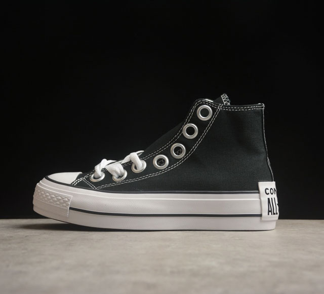 converse All Star 匡威休闲高帮帆布鞋 A10424C 经典70S鞋身 搭配异形透气鞋孔 不规则内侧标 加宽加粗鞋带 好怪 好可爱的 鞋扣 Lo