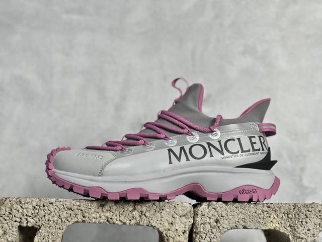 Moncler 盟可睐 蒙口 Trailgrip 山地户外鞋 鞋底搭载vibram外底提供超强的抓地力和防滑性能 原装大盒包装 内赠moncler徽章防层袋一副