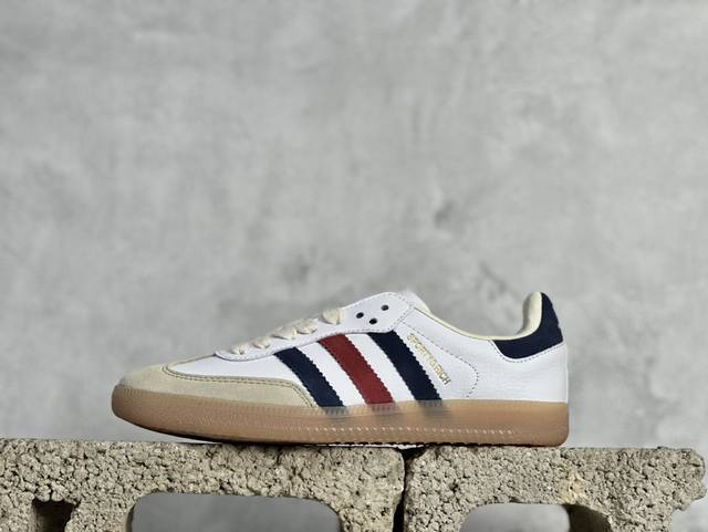 N版 Adidas Originals Samba Og 此款以简约大方的造型设计，给人以随性休闲的时尚格调，穿着舒适轻便，运动灵活自如，蓝满足日常个性穿搭。