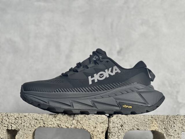 Hoka Skyline-Float X低帮专业越野跑步鞋 实拍首发 1141460 Bblc 粗矿型的鞋身上脚特别修饰腿型 经典的胖鱼头鞋型 超高颜值 厚重皮