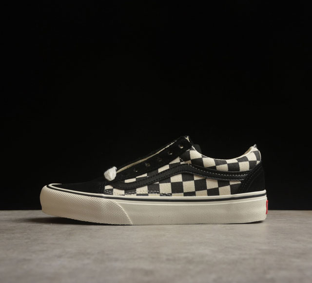 Vans Old Skool 36 万斯棋盘格休闲低帮帆布鞋 Vn000D7Zy28 尺码：35 36 36.5 37 38 38.5 39 40 40.5 4