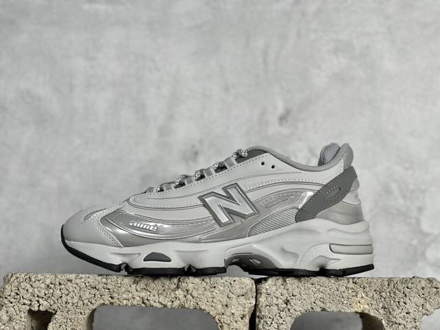 Gt版 New Balance Nb M 0 联名复古运动休闲缓震跑步鞋 原鞋打版 细节完美 鞋面由透气网眼与绒面皮革组成#以encap中底配n-Ergy缓震科