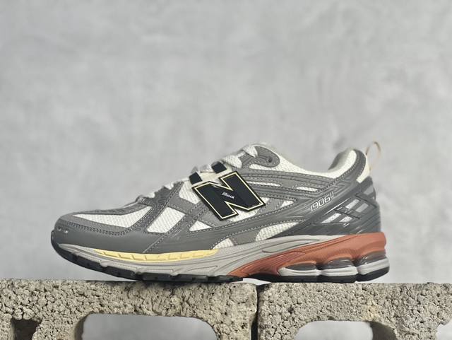 C版 New Balance 1906系列复古老爹风休闲运动慢跑鞋 M1906Ng1 #采用轻质牛剖革拼接透气网眼衬垫织物鞋面材质 T-Beam大底提供足步弓支