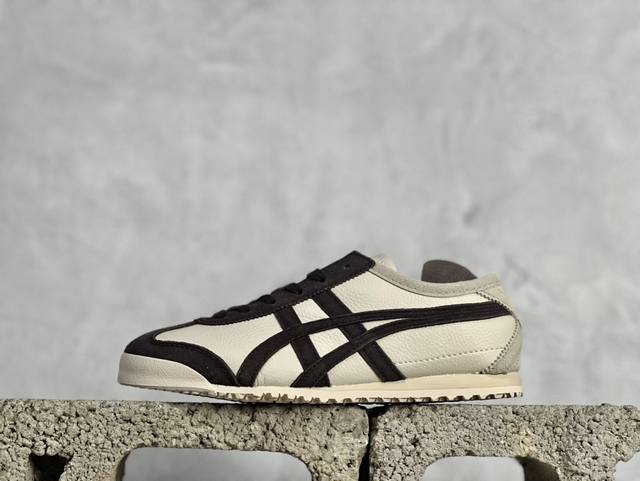 Onitsuka Tiger Mexico 百搭单品板鞋 Mexico 66是鬼冢虎旗下最经典的款式，李小龙最喜欢的一款训练鞋休闲鞋！鞋身特有的虎爪造型logo