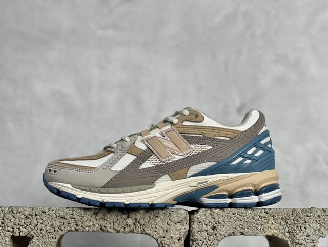 C版 New Balance 1906系列复古老爹风休闲运动慢跑鞋 M1906Ncs #采用轻质牛剖革拼接透气网眼衬垫织物鞋面材质 T-Beam大底提供足步弓支