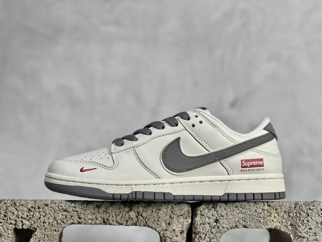 Nk Sb Dunk Low Supreme联名-米灰帆布勾 周年高端定制 低帮休闲板鞋 Xx2025-108 #定制鞋盒 大厂纯原品质出货 超高清洁度 皮料切