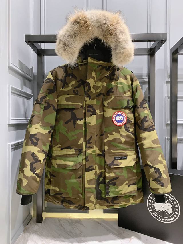 渠道优势，支持代发！ 外贸保真版：大鹅08款 军迷彩 Canada Goose 加拿大鹅 08男款expedition Parka远征款，Size：Xs S M