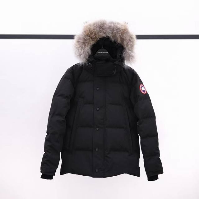 渠道优势，支持代发！ 外贸保真版：大鹅25款 黑色 Canada Goose Wyndham Fusion Fit 派克大衣连帽羽绒服 男款 Size：S M