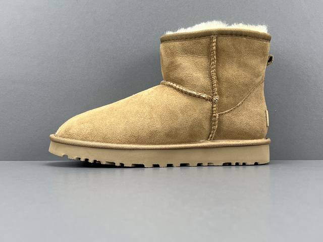 渠道优势，！ Pk版ugg Ugg Classic Mini 羊皮 保暖耐磨 舒适休闲 短筒 雪地靴 女款 栗色 尺码35 36 37 38 39 40