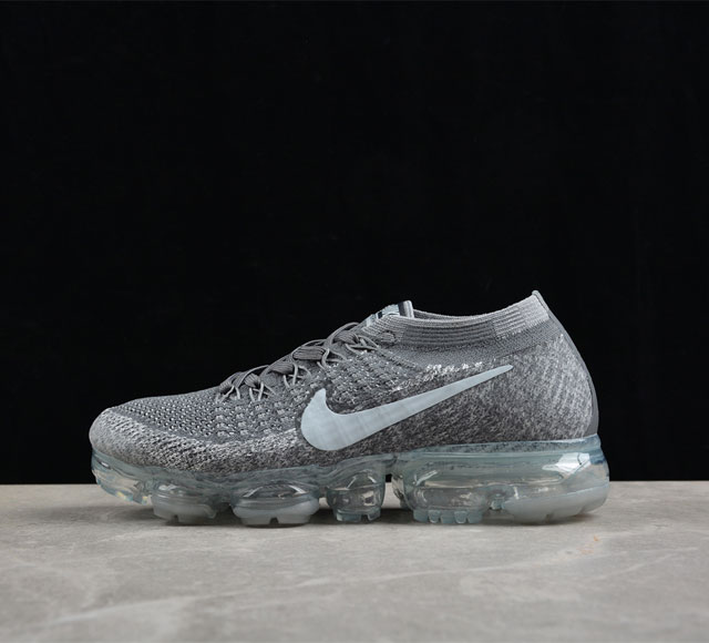 Nk Vapormax Flyknit 耐克飞织透气休闲全掌大气垫跑鞋 849557-002 #鞋款鞋面依然采用flyknit材质提供出色的舒适度和透气性。除了